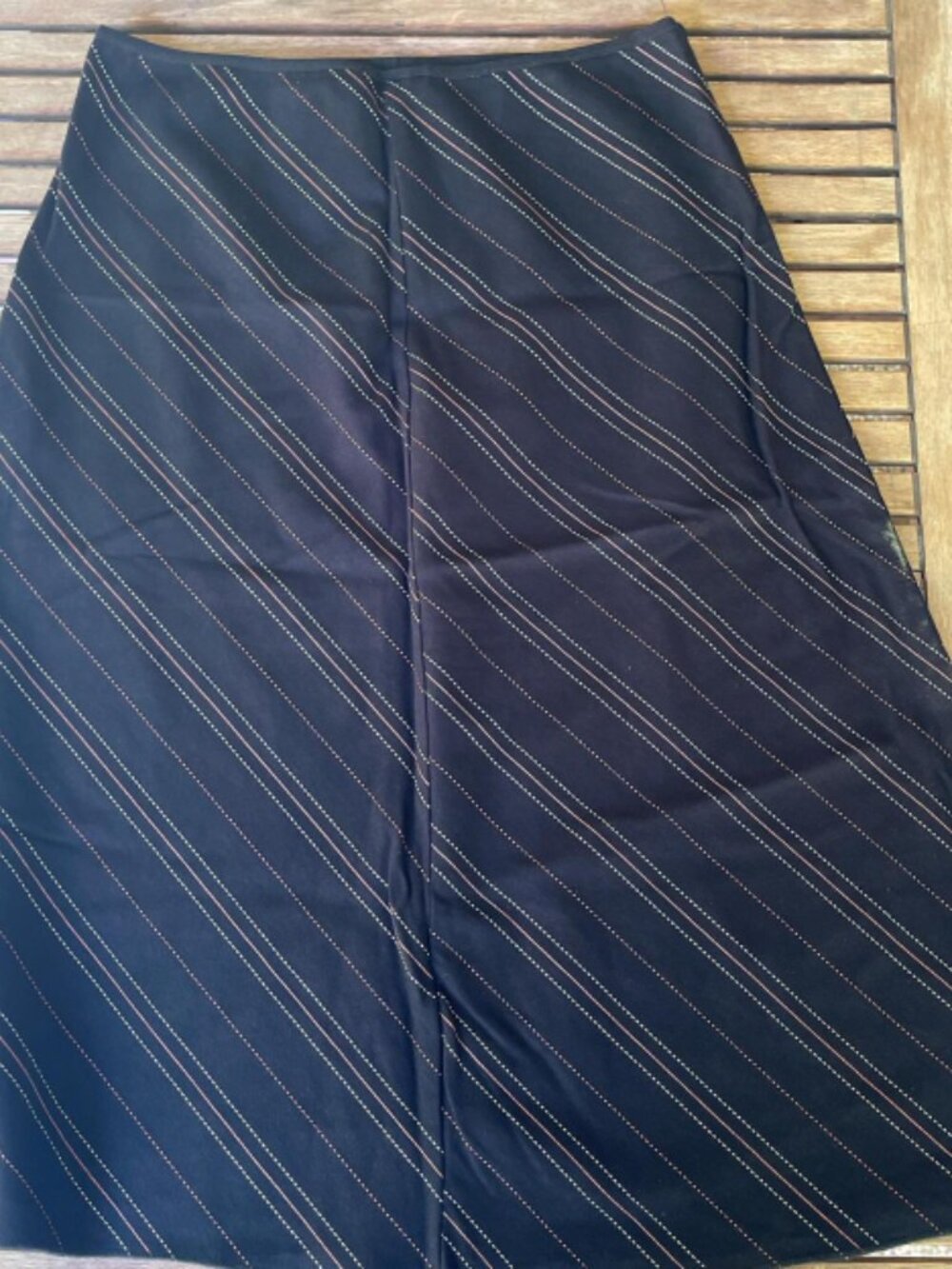 VahMez brand diagonal striped midi skirt